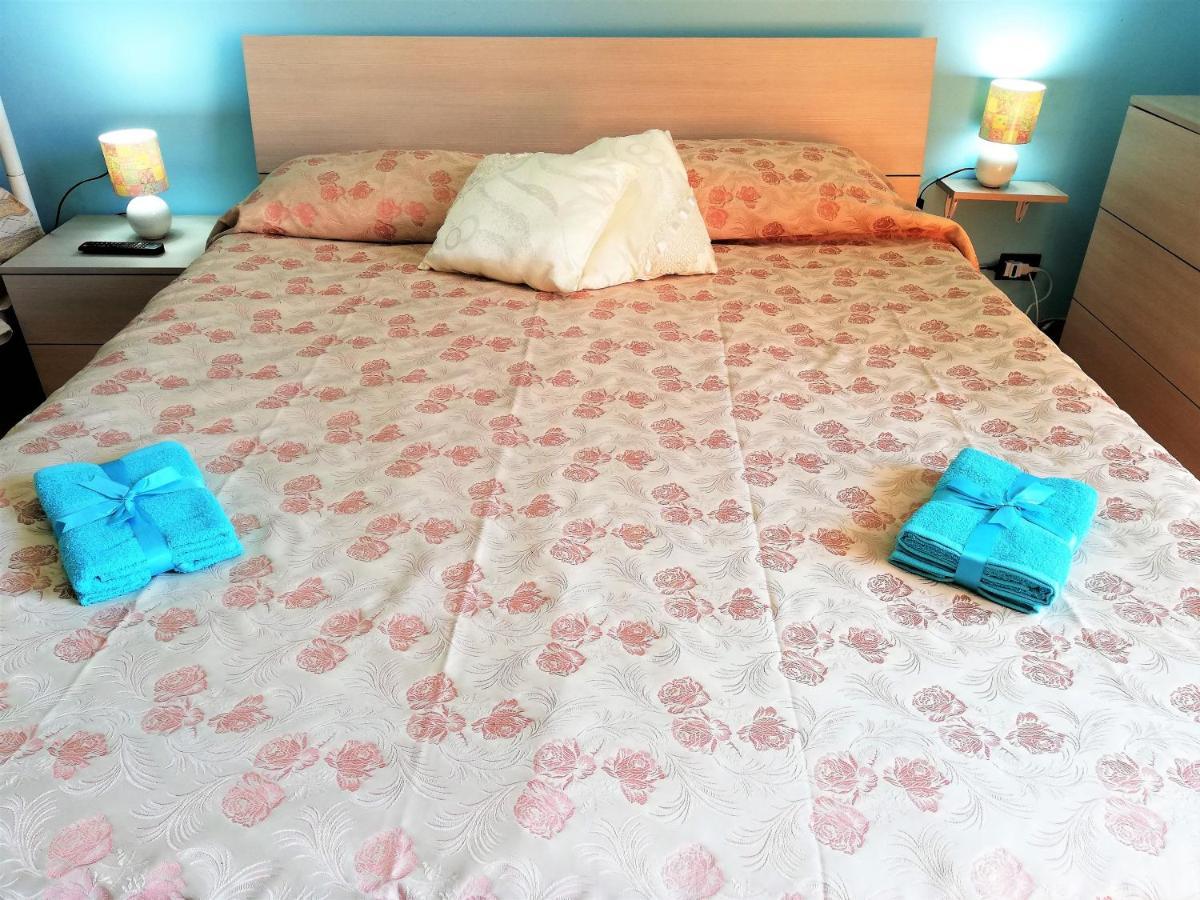 Via Pisa Hotel Riposto Eksteriør billede